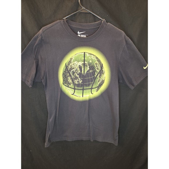Nike Basketball T-Shirt World‎ Globe Just Do It Black  Size L - Picture 1 of 5